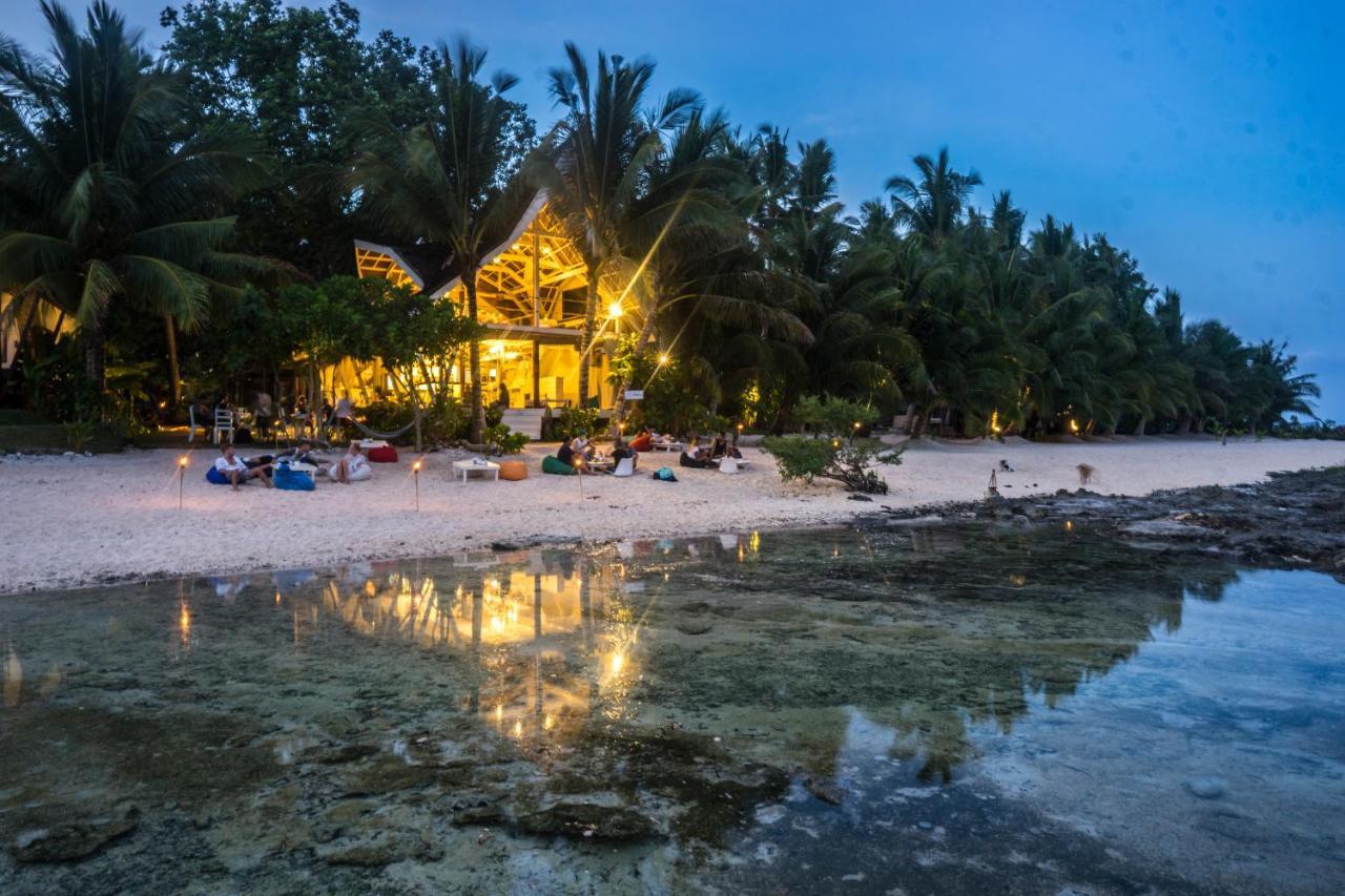 White Banana Beach Club General Luna  Exterior photo