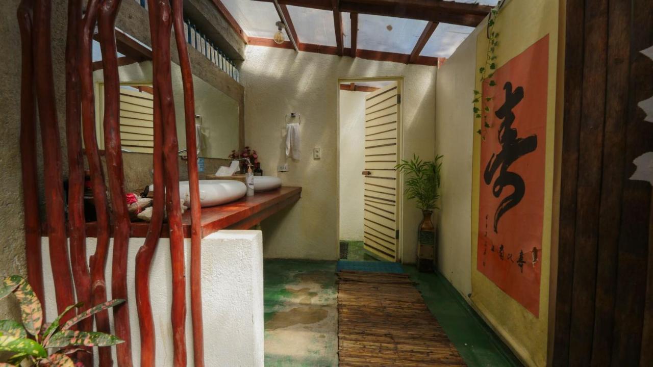 White Banana Beach Club General Luna  Exterior photo